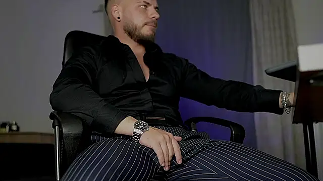 Snapshot of juliusmasters chatting on September 25, 11:57 pm juliusmasters online show from September 25, 11:57 pm