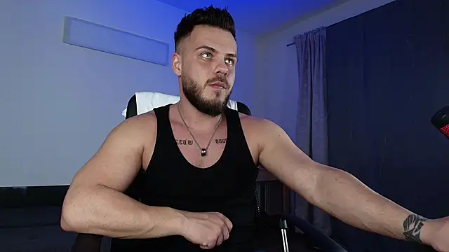 Snapshot of juliusmasters chatting on January 24, 8:00 pm juliusmasters online show from January 24, 8:00 pm
