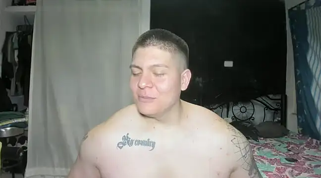 Snapshot of regan_jhonso chatting on January 27, 4:52 am regan jhonso online show from January 27, 4:52 am