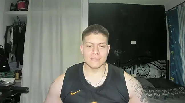 Snapshot of regan_jhonso chatting on February 15, 10:32 pm regan jhonso online show from February 15, 10:32 pm