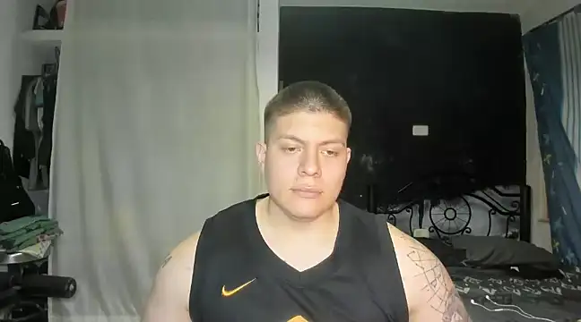 Snapshot of regan_jhonso chatting on February 5, 4:16 am regan jhonso online show from February 5, 4:16 am