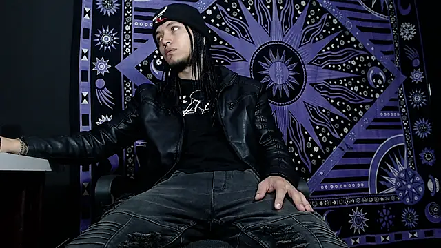 Dicaprioo  online show from January 11, 6:12 pm