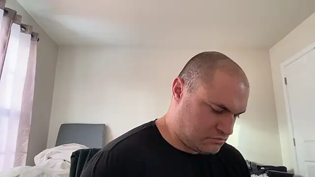 SluggishChase99 online show from February 4, 1:39 pm