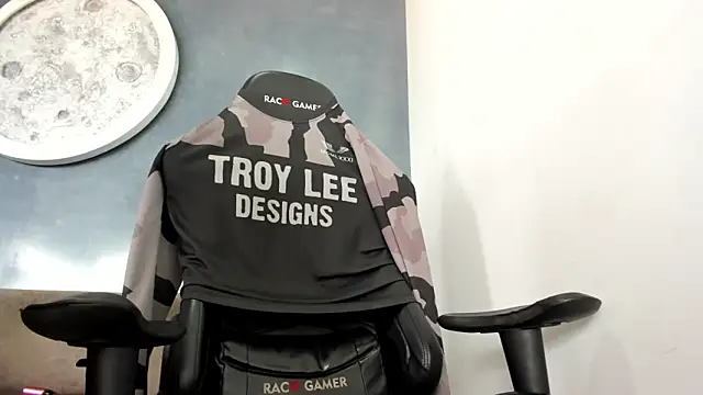 Bryan Bronx online show from October 29, 2:31 pm