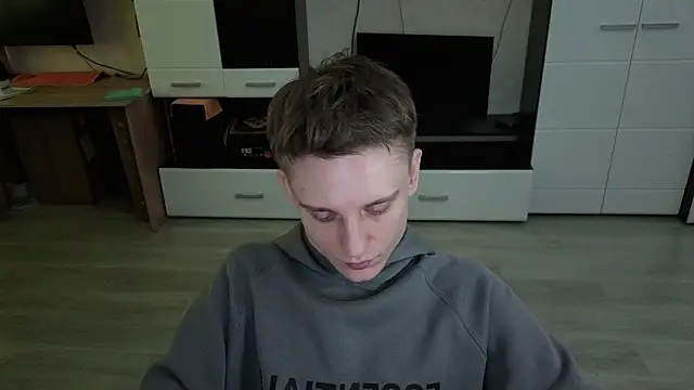 angryzan online show from February 3, 6:40 am