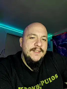 Snapshot of Spunonymous chatting on January 31, 8:11 am Spunonymous online show from January 31, 8:11 am