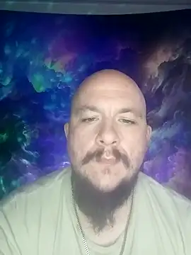 Snapshot of Spunonymous chatting on December 19, 8:44 pm Spunonymous online show from December 19, 8:44 pm