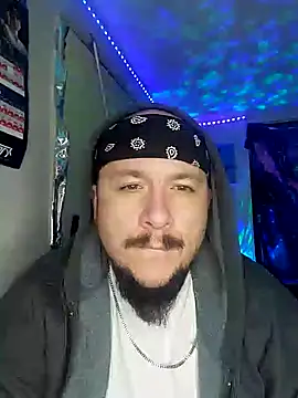 Snapshot of Spunonymous chatting on January 14, 10:38 am Spunonymous online show from January 14, 10:38 am