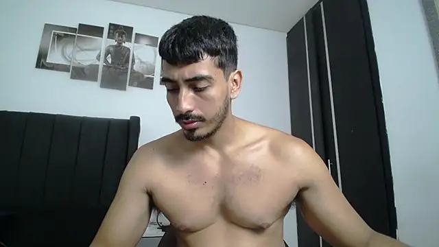 Snapshot of muscle_ares chatting on February 13, 11:50 am muscle ares online show from February 13, 11:50 am