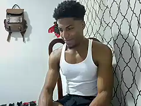 Snapshot of andrews2399 chatting on January 15, 2:17 am andrews2399 online show from January 15, 2:17 am