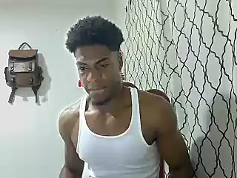Snapshot of andrews2399 chatting on January 14, 1:15 am andrews2399 online show from January 14, 1:15 am