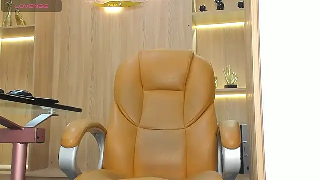 Snapshot of George_Diesell chatting on January 3, 8:11 pm George Diesell online show from January 3, 8:11 pm