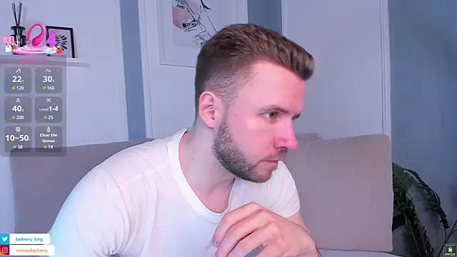 EnriqueBarberry online show from April 4, 11:51 am