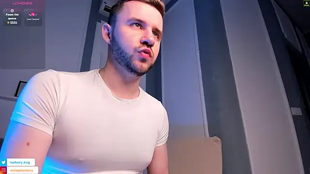 EnriqueBarberry online show from December 21, 6:30 am