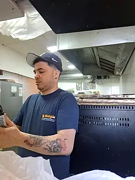 Victorjose3030 online show from October 19, 7:50 pm