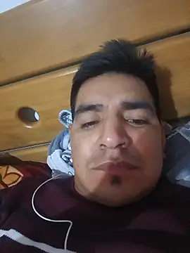 latino17 online show from January 8, 7:02 am