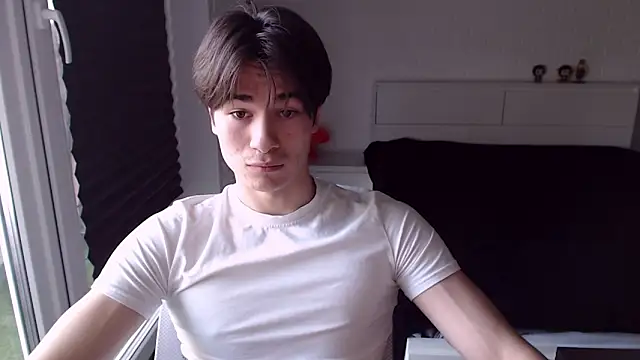 Snapshot of MarkusDean chatting on September 17, 7:31 am MarkusDean online show from September 17, 7:31 am