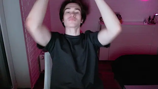 MarkusDean online show from November 4, 7:37 pm