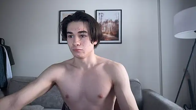 Snapshot of MarkusDean chatting on December 26, 6:41 am MarkusDean online show from December 26, 6:41 am