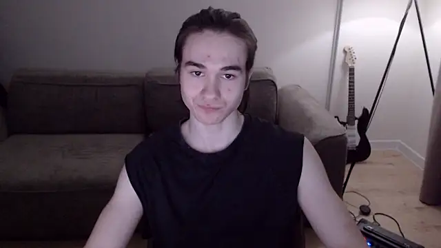 Snapshot of MarkusDean chatting on March 20, 8:29 pm MarkusDean online show from March 20, 8:29 pm