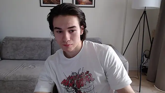 Snapshot of MarkusDean chatting on February 10, 7:15 am MarkusDean online show from February 10, 7:15 am