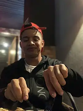 ALAN SANTHOS online show from November 17, 2:47 am