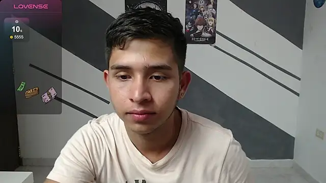 Snapshot of harold_18_ chatting on December 2, 8:20 pm harold 18 online show from December 2, 8:20 pm