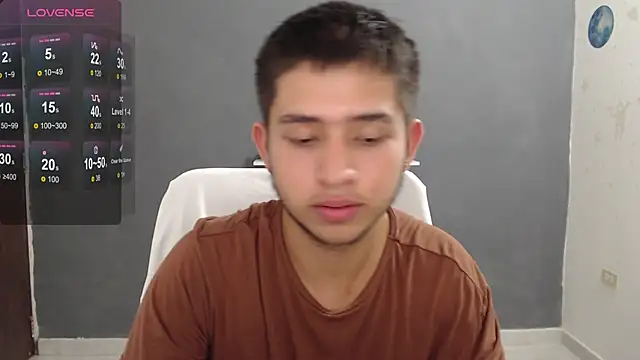 Snapshot of harold_18_ chatting on February 20, 6:02 pm harold 18 online show from February 20, 6:02 pm