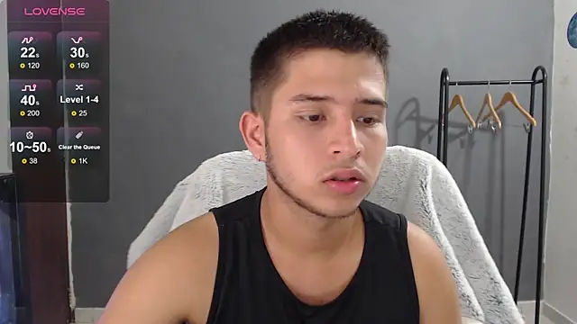 Snapshot of harold_18_ chatting on January 31, 6:25 pm harold 18 online show from January 31, 6:25 pm