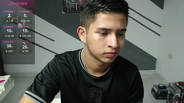 Snapshot of harold_18_ chatting on December 3, 9:12 pm harold 18 online show from December 3, 9:12 pm