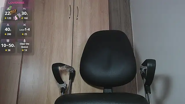 Snapshot of leonal_oconer chatting on September 25, 7:02 pm leonal oconer online show from September 25, 7:02 pm