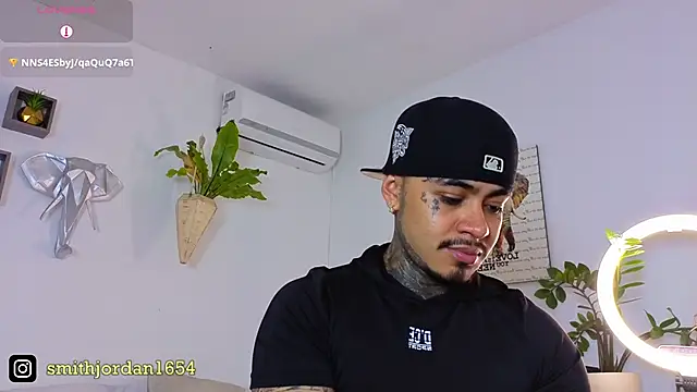 Snapshot of JordanSmiith_ chatting on September 26, 9:45 pm JordanSmiith online show from September 26, 9:45 pm