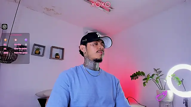 Snapshot of JordanSmiith_ chatting on January 18, 9:02 pm JordanSmiith online show from January 18, 9:02 pm