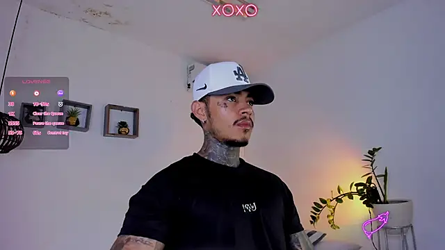 Snapshot of JordanSmiith_ chatting on February 12, 8:07 pm JordanSmiith online show from February 12, 8:07 pm