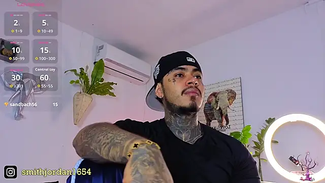 Snapshot of JordanSmiith_ chatting on October 8, 8:57 pm JordanSmiith online show from October 8, 8:57 pm