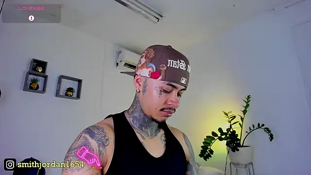 Snapshot of JordanSmiith_ chatting on March 1, 7:59 pm JordanSmiith online show from March 1, 7:59 pm
