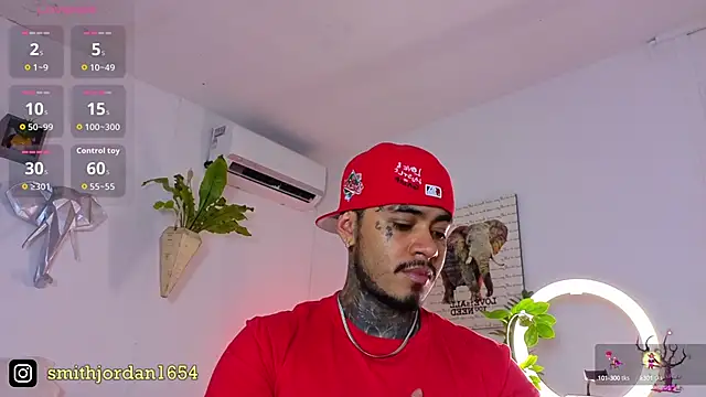 Snapshot of JordanSmiith_ chatting on October 9, 9:20 pm JordanSmiith online show from October 9, 9:20 pm