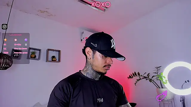 Snapshot of JordanSmiith_ chatting on January 20, 9:01 pm JordanSmiith online show from January 20, 9:01 pm