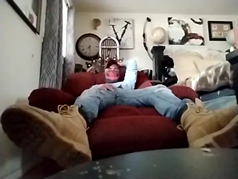 prettyboi6992 online show from November 19, 9:36 pm