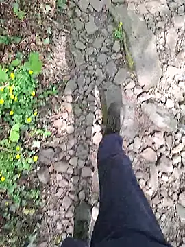 FreezingTie850 online show from April 26, 9:50 am