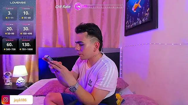 Snapshot of Jey_keler1 chatting on March 16, 10:42 pm Jey keler1 online show from March 16, 10:42 pm