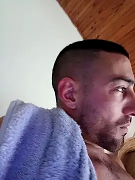 sebasxx97 online show from December 13, 8:04 pm