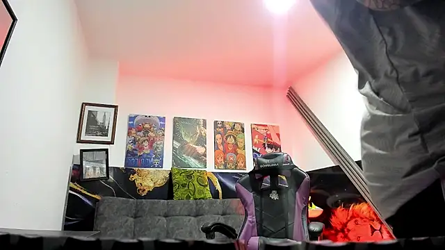 Snapshot of Sisoyalejo420 chatting on September 10, 1:48 am Sisoyalejo420 online show from September 10, 1:48 am
