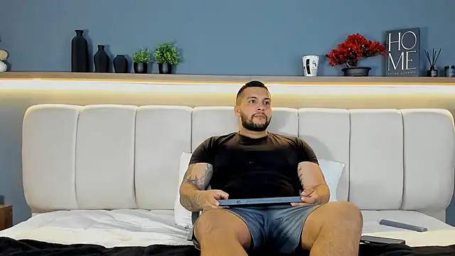 frank myles online show from July 17, 1:46 am