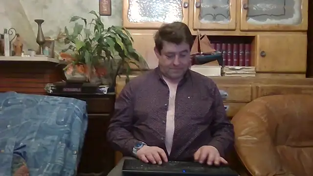 sympatrique online show from February 14, 8:48 pm