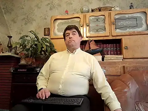 sympatrique online show from March 21, 11:55 am