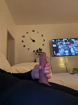 Frank22xx online show from April 2, 7:55 pm