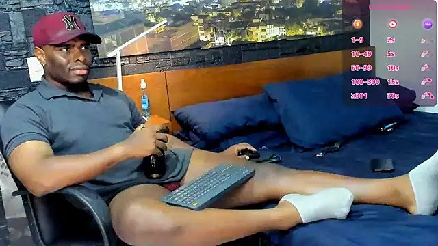thomas santtos1 online show from February 13, 11:26 pm