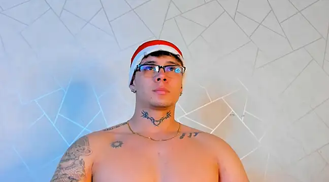 NoahhBrown online show from December 2, 9:55 am