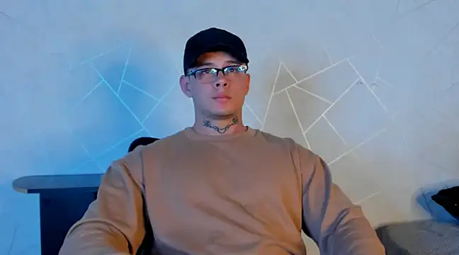 NoahhBrown online show from January 26, 3:38 am